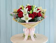 Букет цветов из:  Лилии и Розы #REPLACE_PRED# Новомеловатке