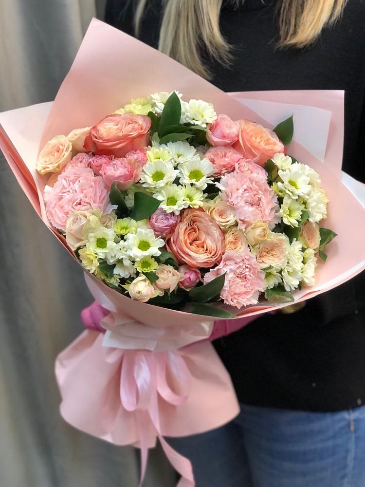 Букет цветов из: Гвоздики, Розы и Хризантемы в Новомеловатке