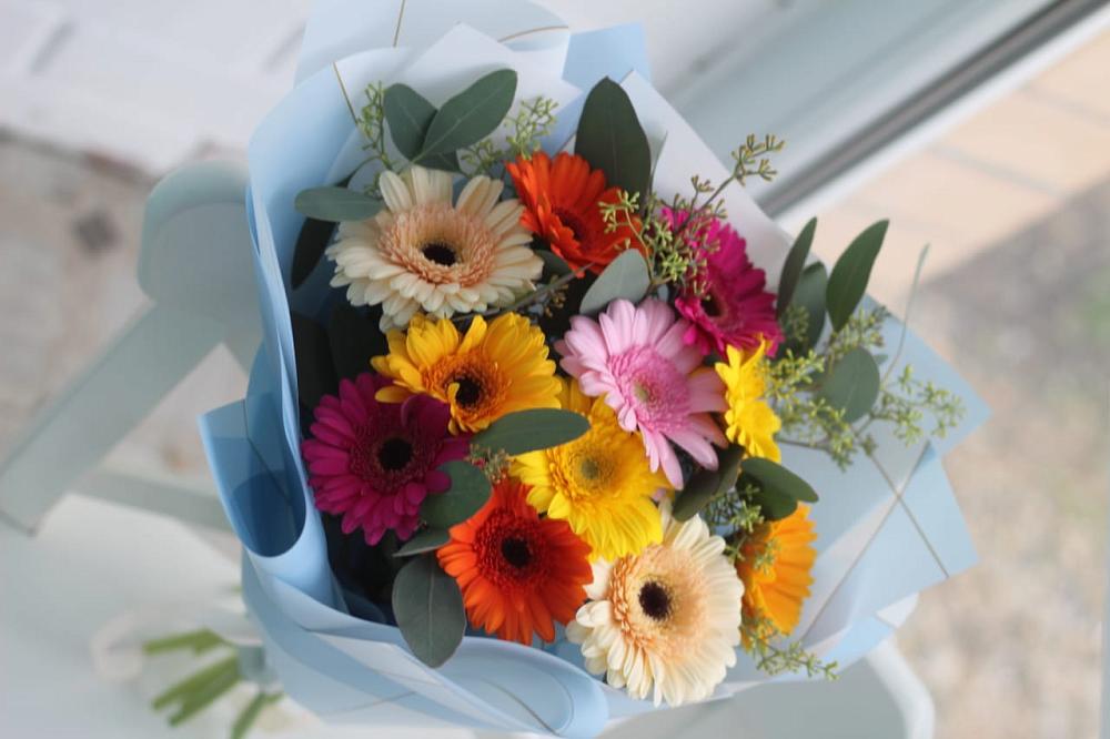 Букет цветов из: Герберы в Новомеловатке