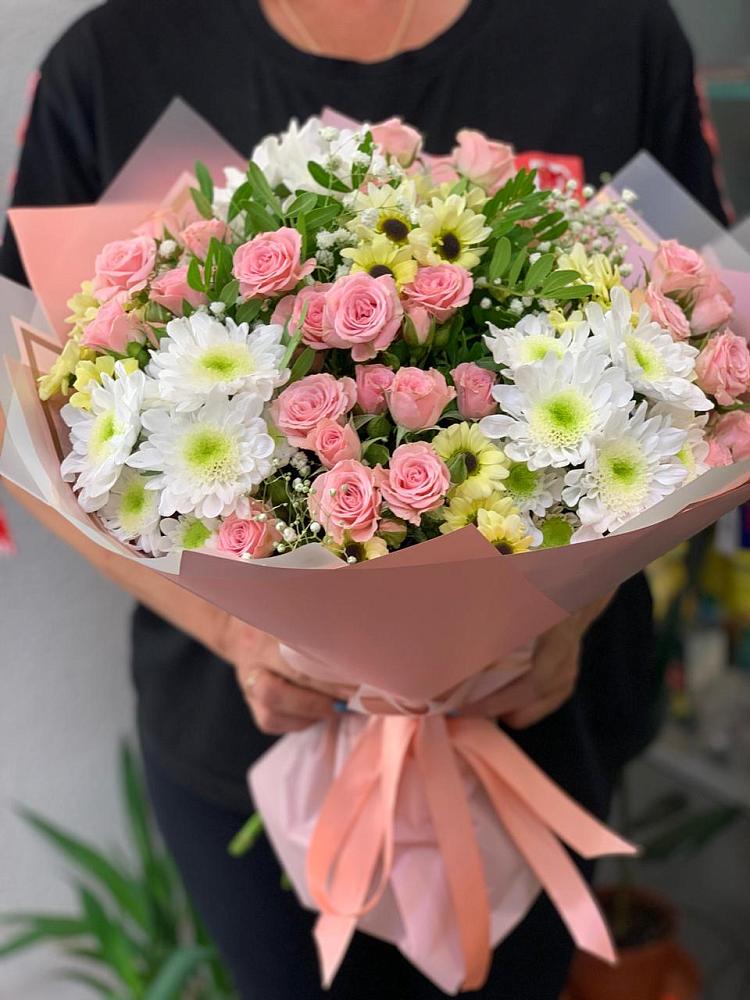 Букет цветов из: Розы и Хризантемы в Новомеловатке