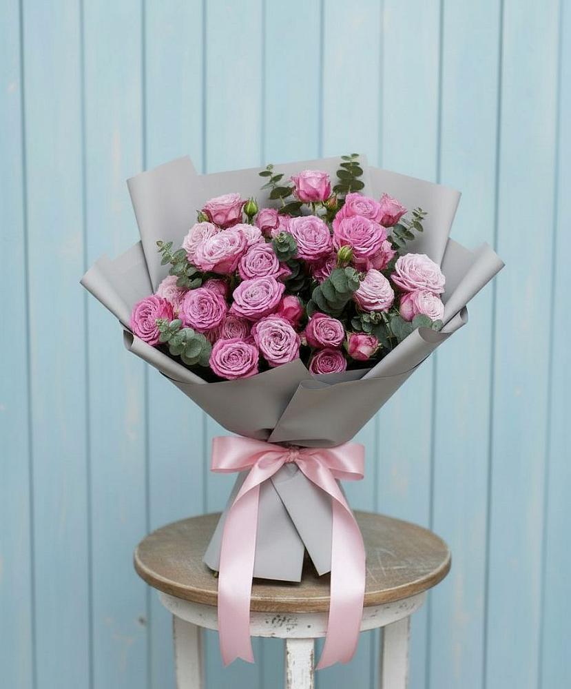 Букет цветов из: Розы в Новомеловатке