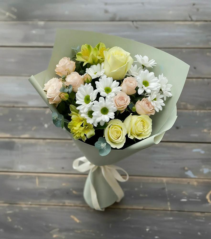 Букет цветов из: Альстромерии, Розы и Хризантемы в Новомеловатке