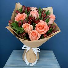 Букет цветов из:  Розы и Альстромерии в Новомеловатке