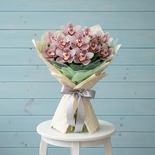 Букет цветов из:  Орхидеи и Розы в Новомеловатке