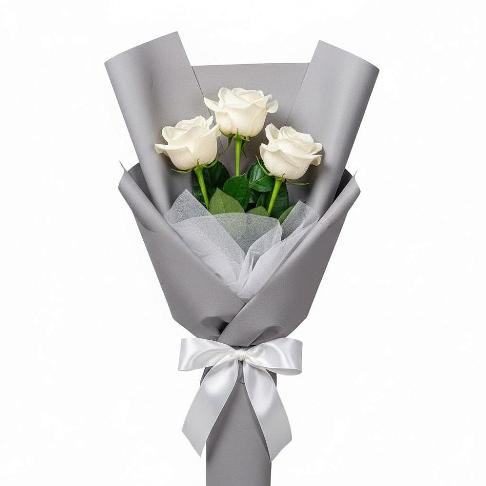 Букет 3 белые розы в Новомеловатке