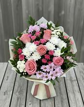 Букет цветов из:  Альстромерии, Гвоздики, Розы и Хризантемы в Новомеловатке