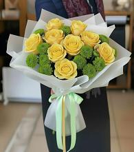 Букет цветов из:  Хризантемы и Розы в Новомеловатке