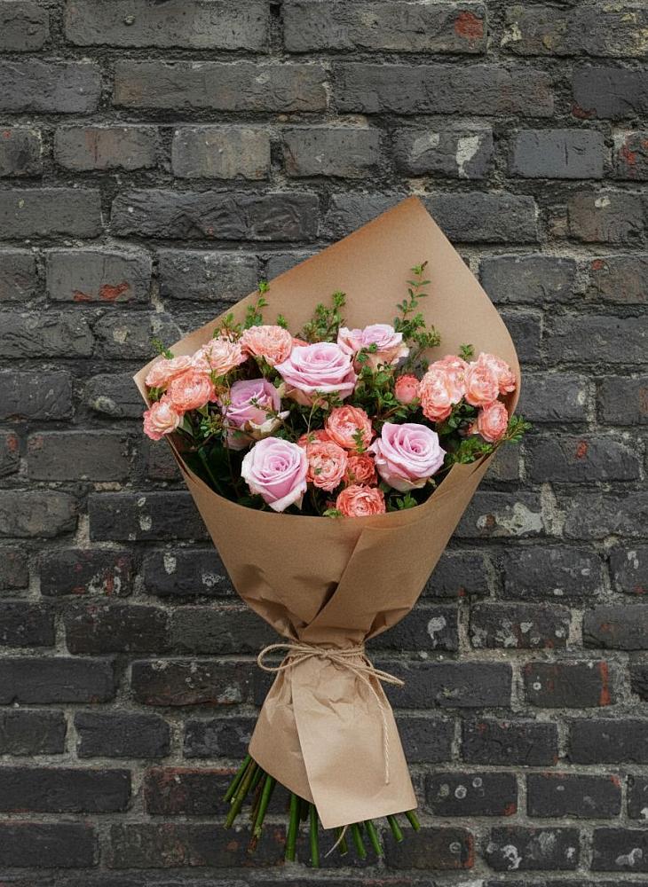 Букет цветов из: Розы в Новомеловатке