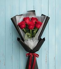 Букет цветов из:  Розы в Новомеловатке