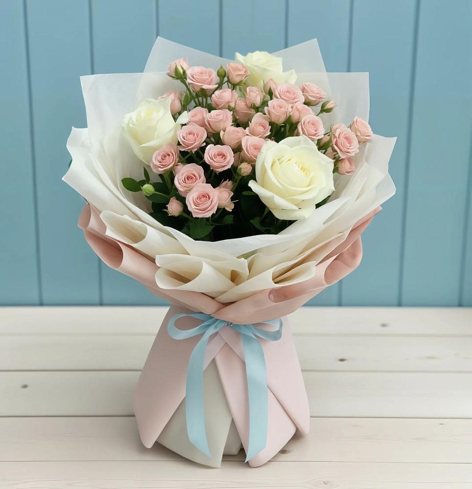 Букет цветов из: Розы в Новомеловатке